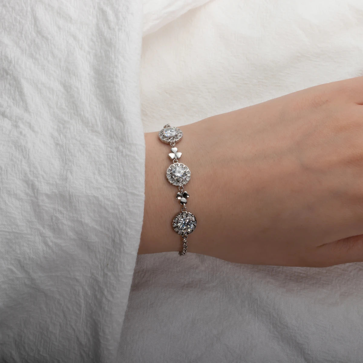 Moissanite Clover Bracelet